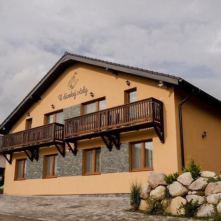 U Divokej Vcely Villa Ižipovce Dış mekan fotoğraf